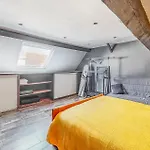 Apartment 1 Bedroom In *