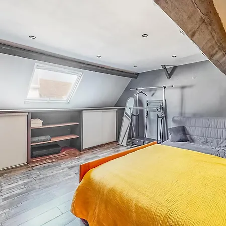 Apartment Lovely In With Wifi *